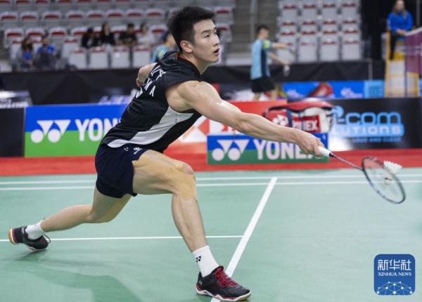 发球迷和业 发球迷和业