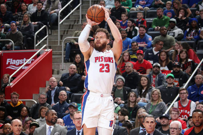 线上线下联 线上线下联